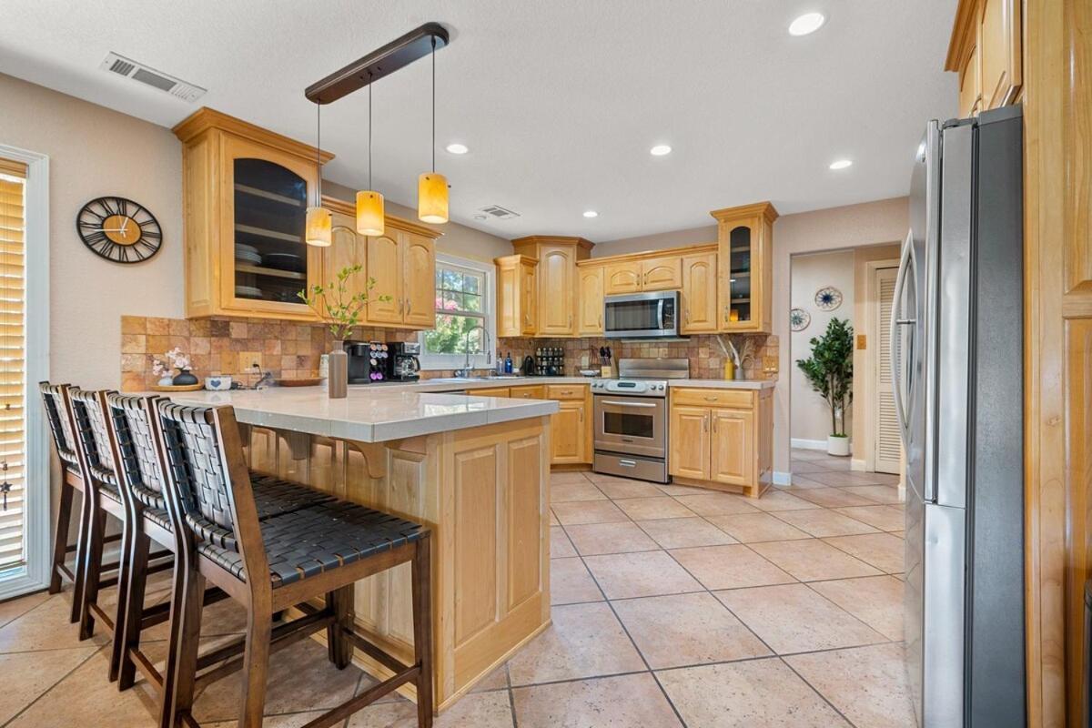 Steps To The Lake, Game Room & More! Sleeps 9 Lake Hamilton Εξωτερικό φωτογραφία