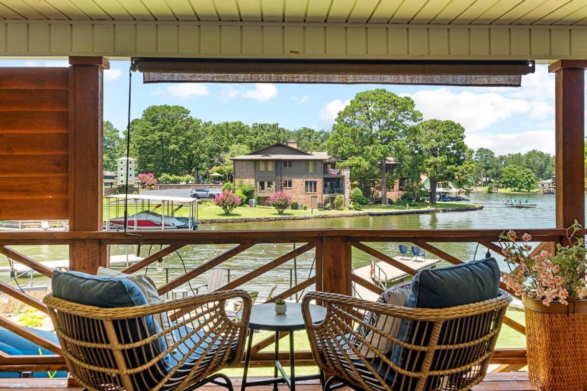 Steps To The Lake, Game Room & More! Sleeps 9 Lake Hamilton Εξωτερικό φωτογραφία