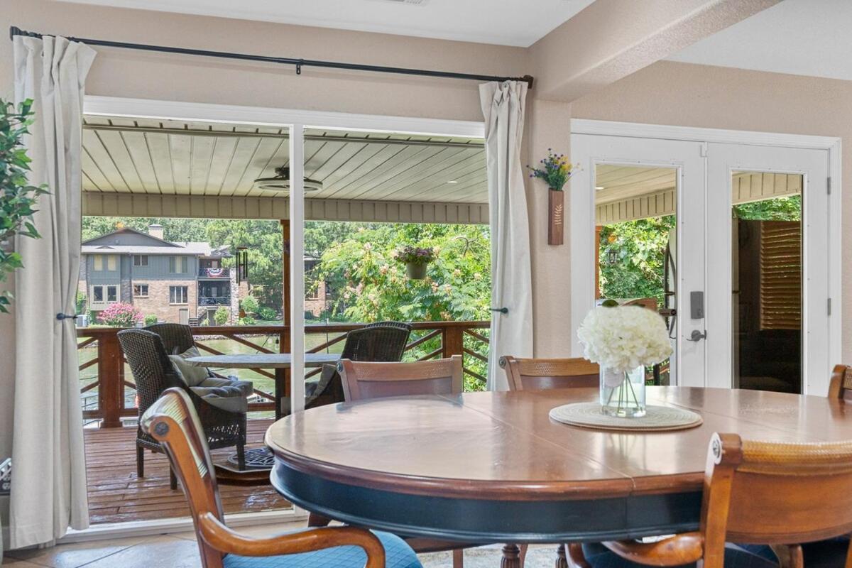 Steps To The Lake, Game Room & More! Sleeps 9 Lake Hamilton Εξωτερικό φωτογραφία